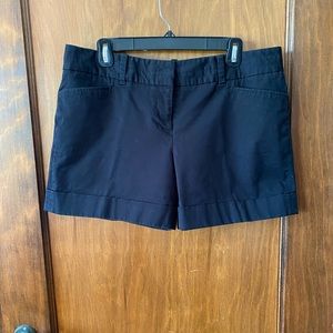 The Limited Drew Fit Shorts in Black size 12.